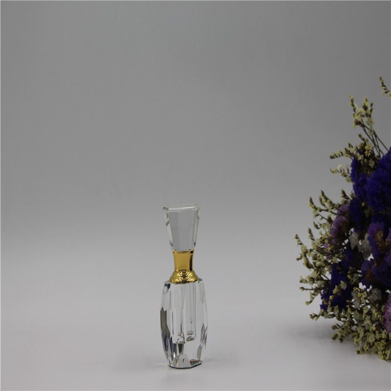 European-style exquisite crystal perfume bottle, small creative transparent perfume, essential oil bottle, nail polish portioning bottle