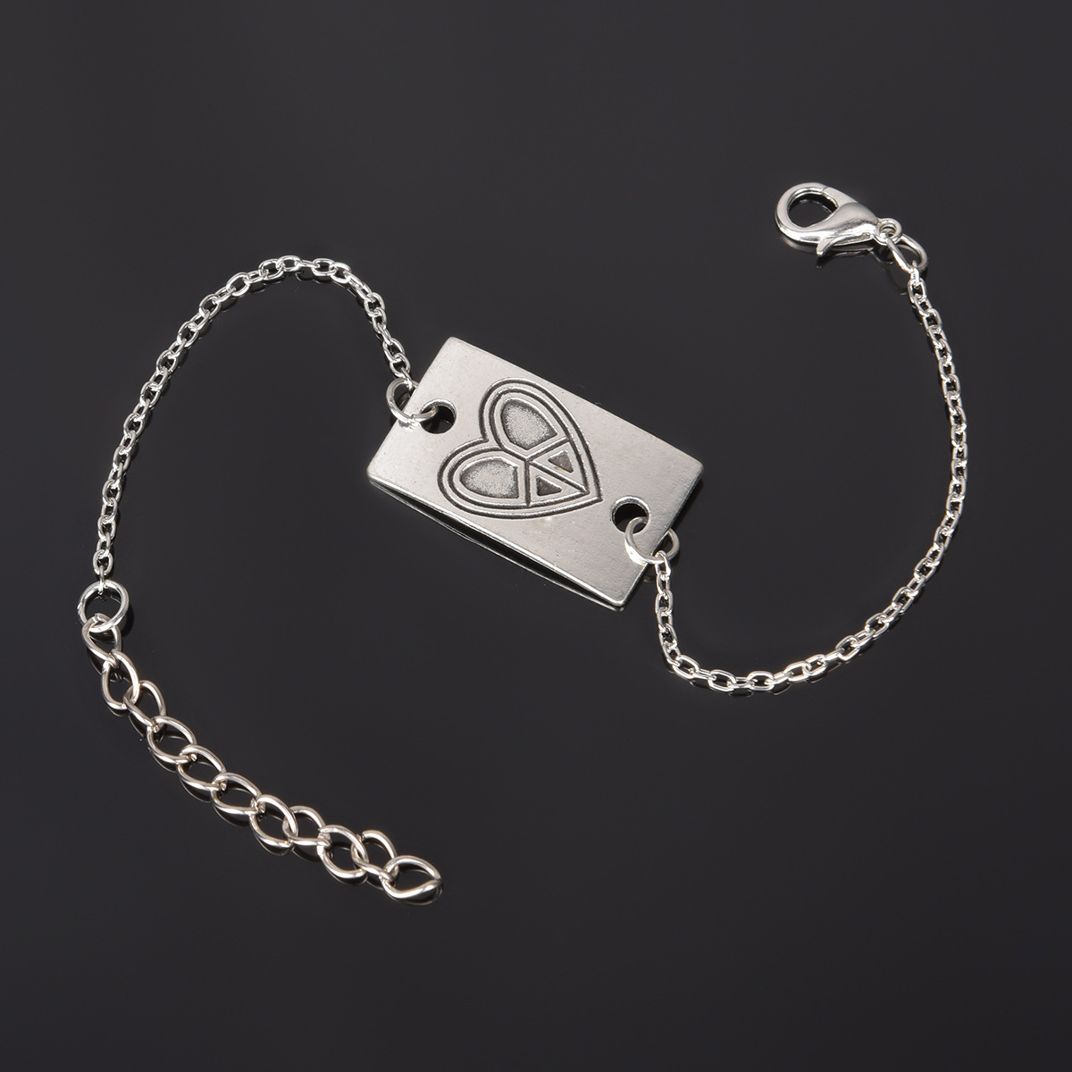 2021 Trendy European and American style retro personality Versatile bicycle bracelet factory wholesale and direct sales of various styles of bracelets 005