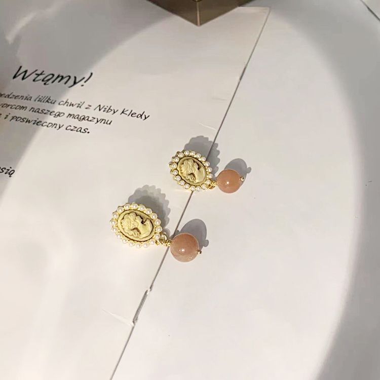 复古宝石耳饰耳钉优雅个性香港晨晶珠宝香港晨晶珠宝