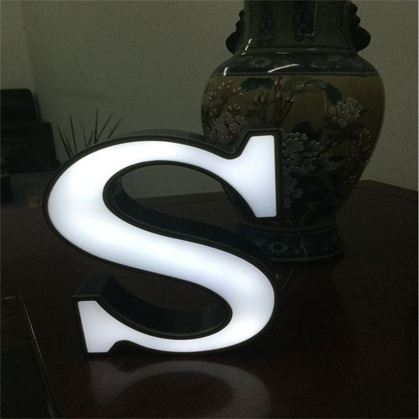 LED造型灯字母灯产品图