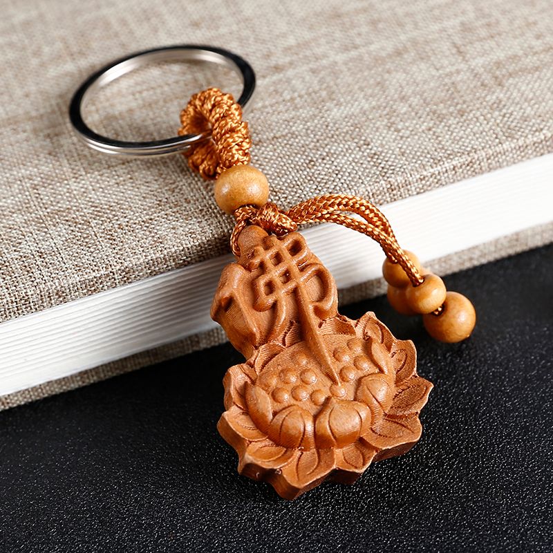 Flat keychains bring wealth and harmony
