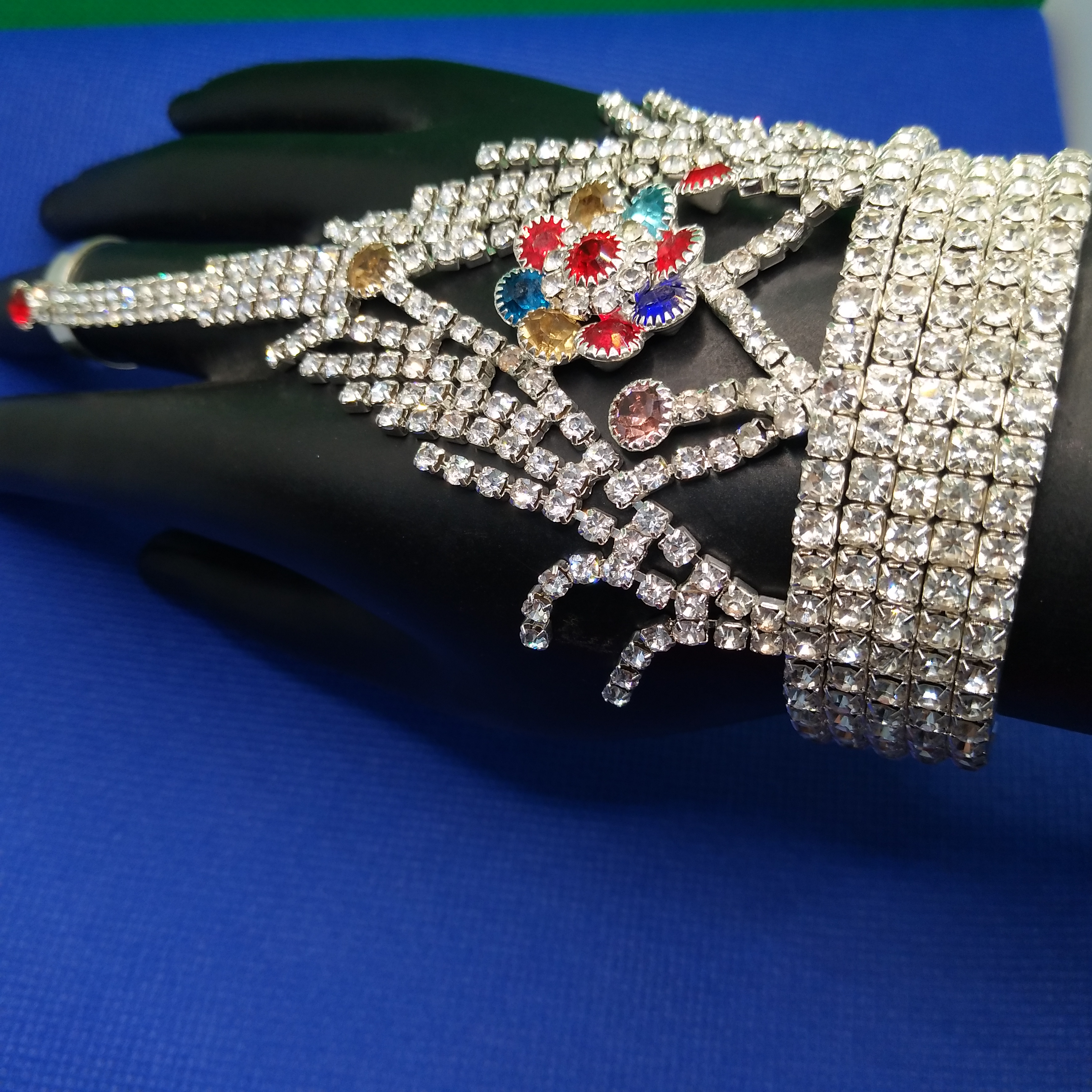 2021 New full-diamond bracelet Cross-border Middle East style back bracelet