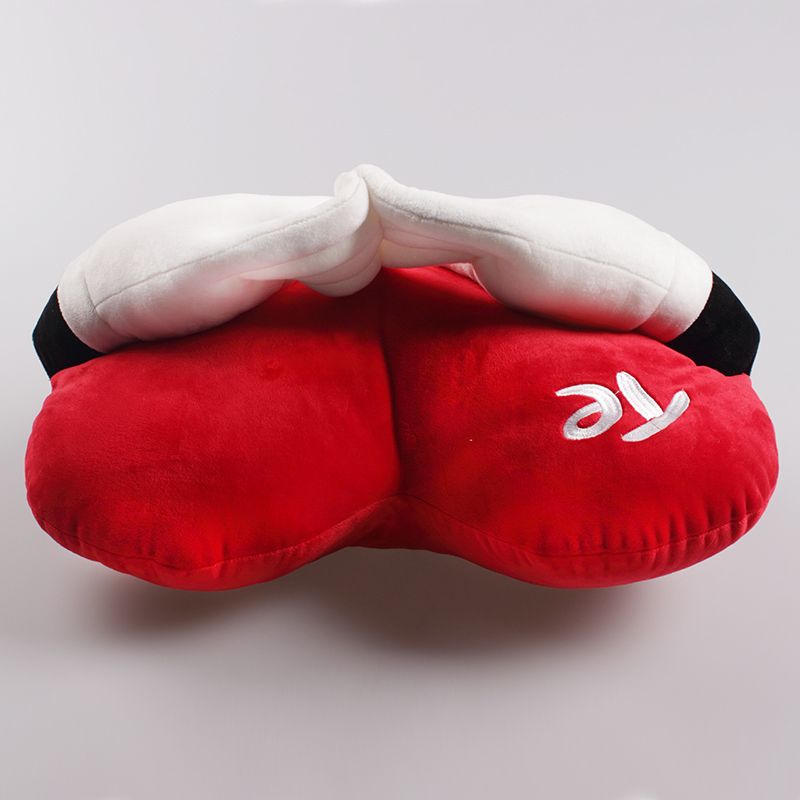 Plush heart-shaped cushions of various sizes Specification image