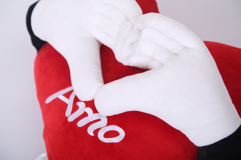 Customized sizes and dimensions of plush toy throw pillows from LOVE throw pillow manufacturers detail image 1
