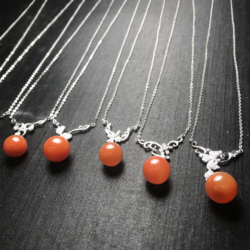 Bright color crystal jewelry, natural crystal, Sichuan Nan Hong Cherry Red necklace, set in international standard 925 sterling silver Application Scenario