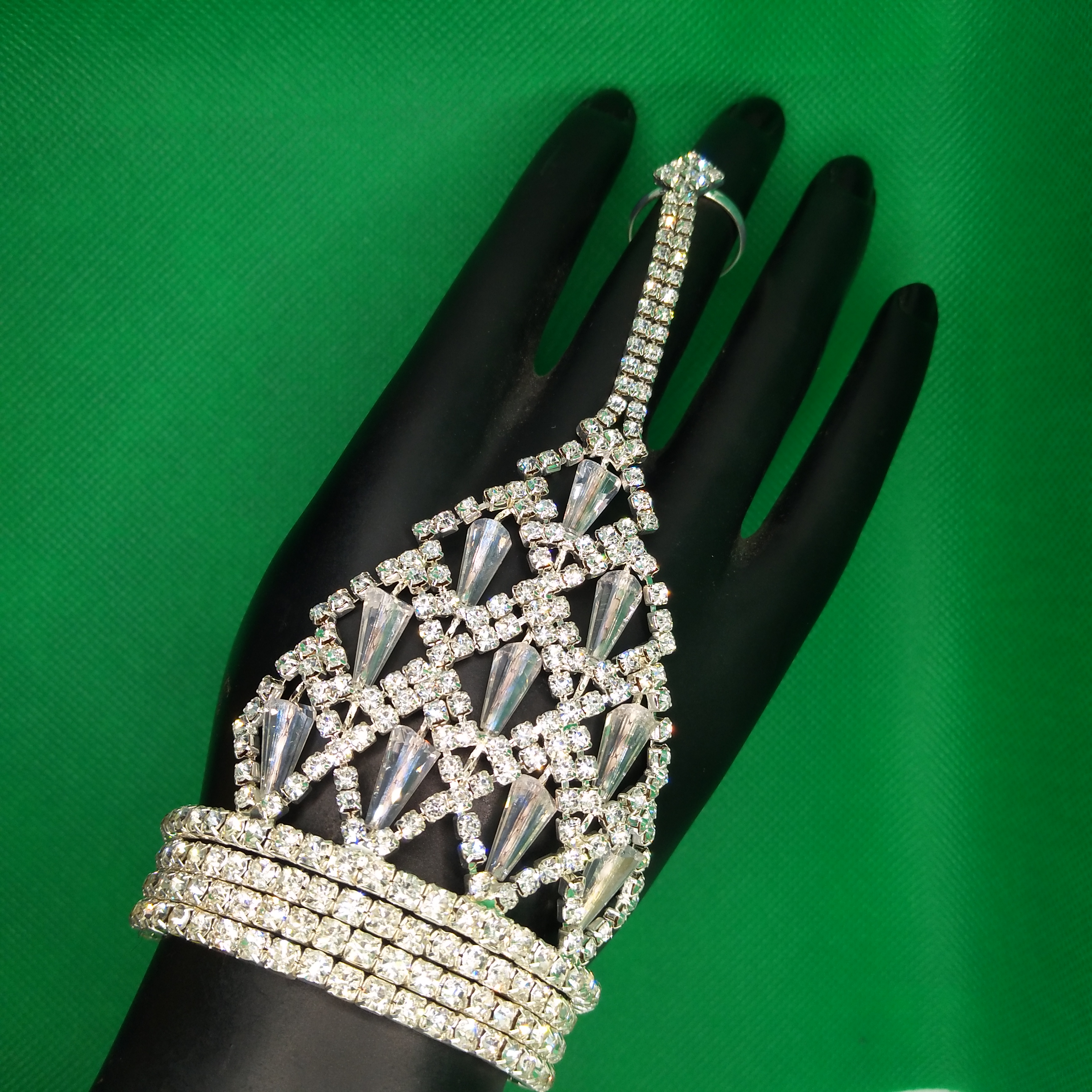 2021 New full-diamond bracelet Cross-border fashion wrist strap chain