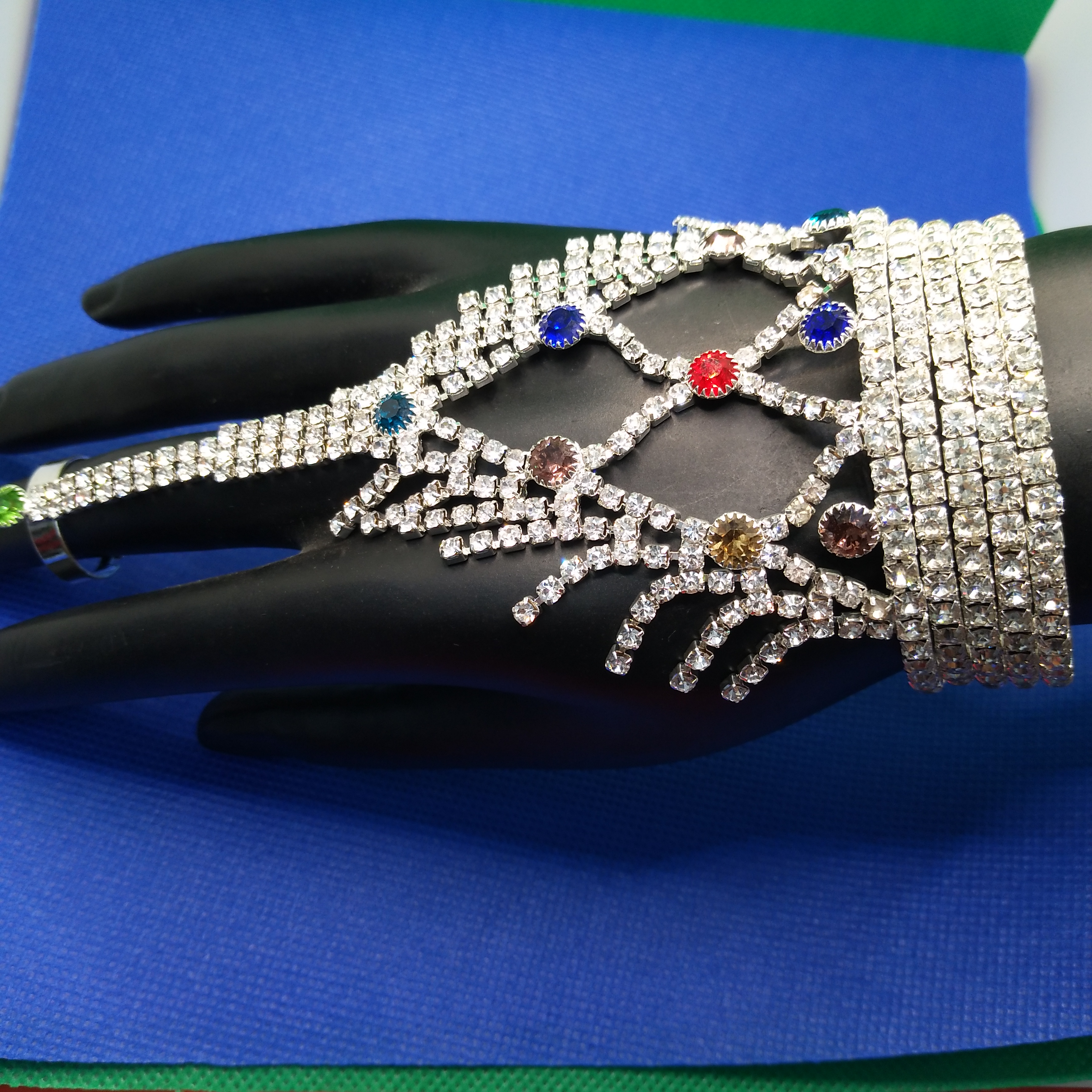 2021 New Middle East Full Diamond Bracelet Cross-border hand back chain