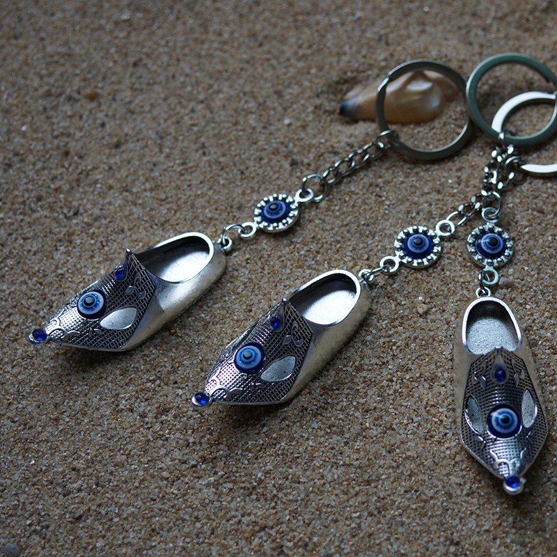 Foreign trade Greek and Turkish blue eye jewelry, evil eye metal shoe pendants, Devil's eye keychains detail image 8