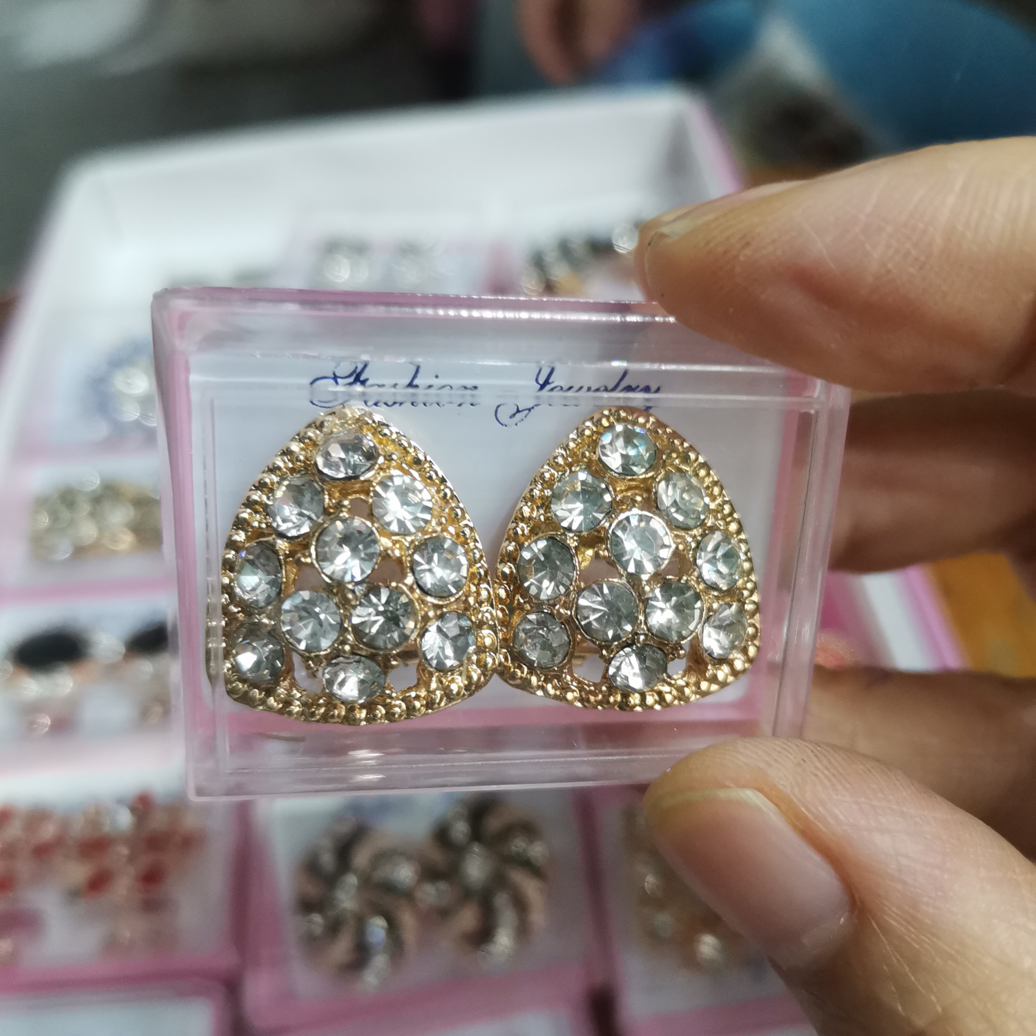 Export bestseller ear buckles, versatile and stylish travel earrings, women's earrings 661 Yaxin
