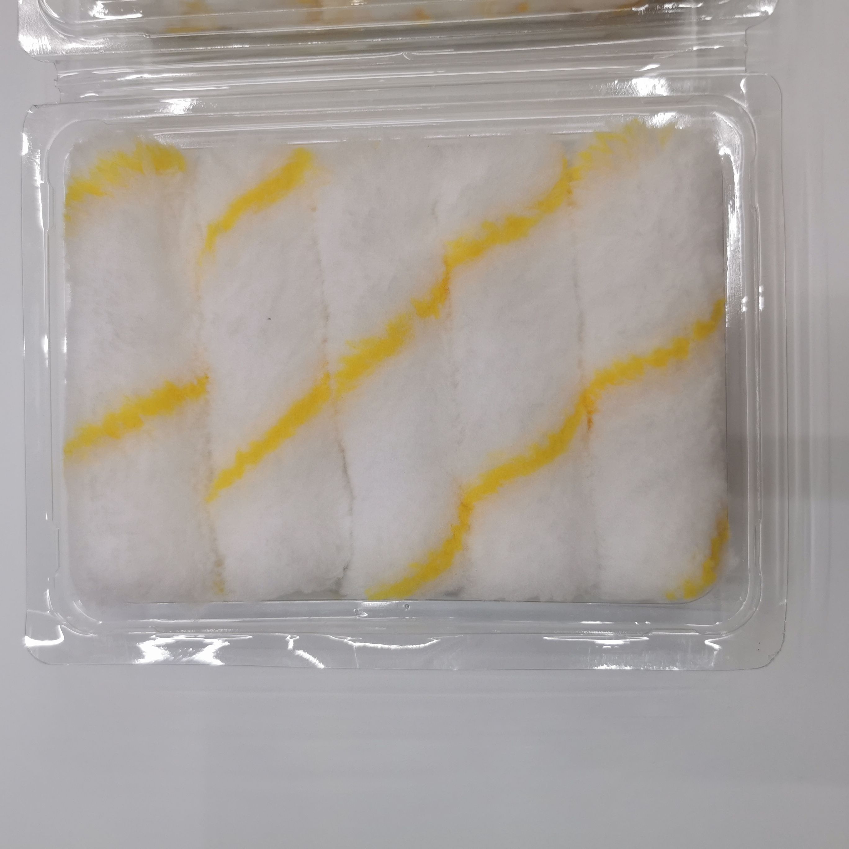 A 4-inch mini yellow bristle brush for wall and floor painting and decoration details Picture