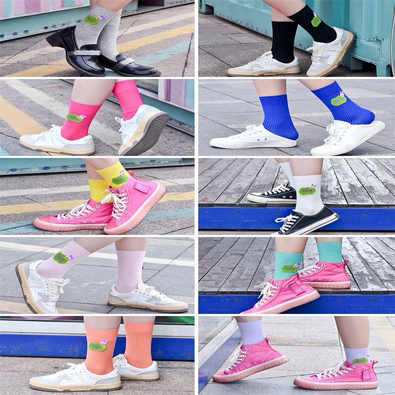 袜子男女中筒袜高帮欧美街头潮流嘻哈字母运动滑板长袜14