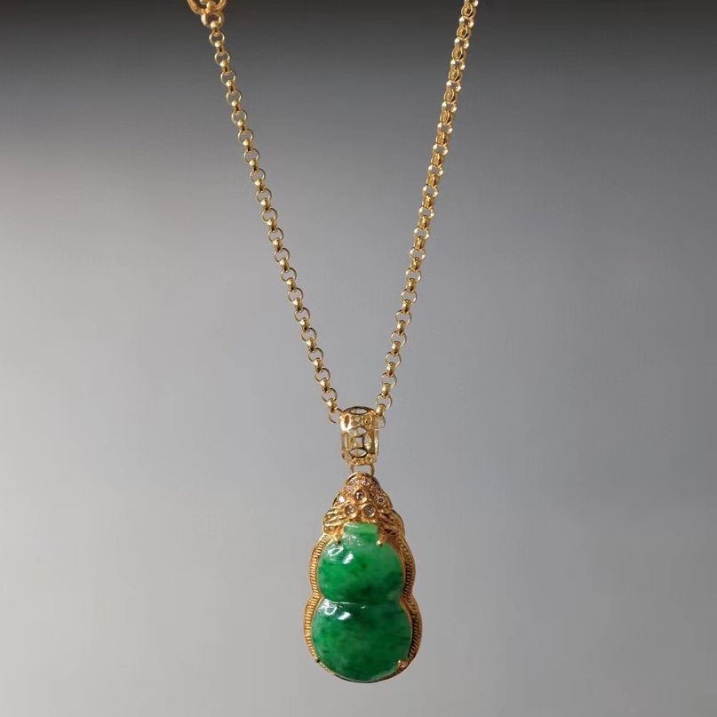 新品 18k金项圈天然翡翠葫芦项链 链身为粗链 红宝石点缀
