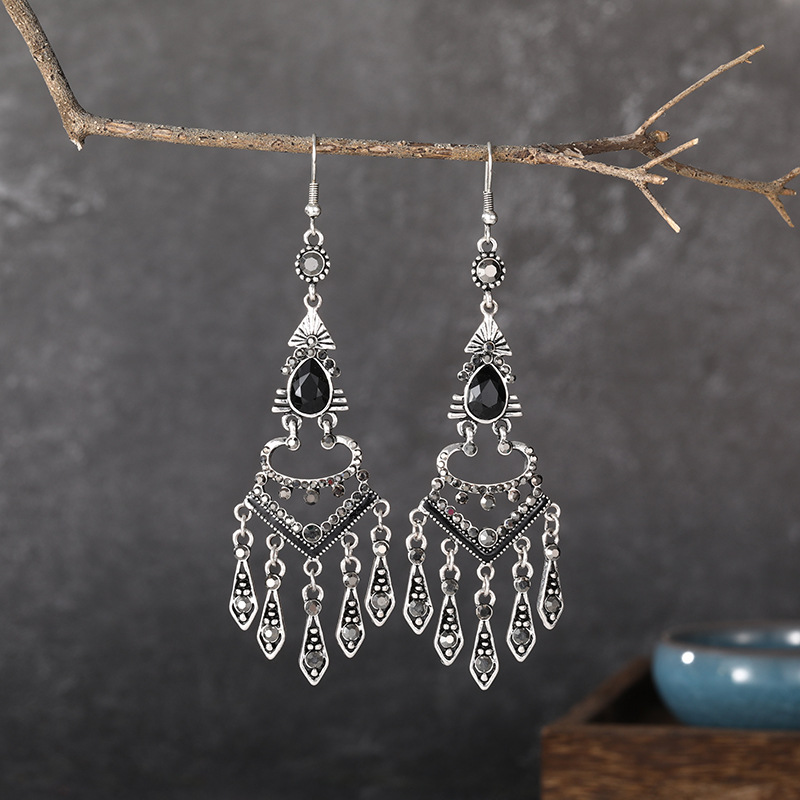 Fashionable, stylish and versatile Chinese ancient-style earrings 66 Ya Xin are on sale Item Picture