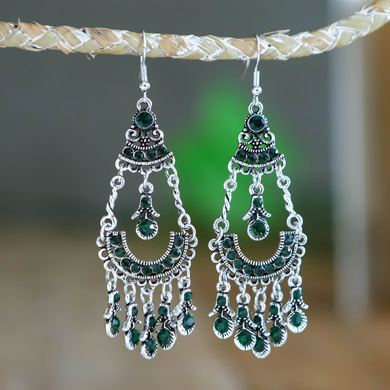 Chinese-style earrings are versatile, simple, fashionable and stylish for ladies. 66 Ya Xin Item Picture
