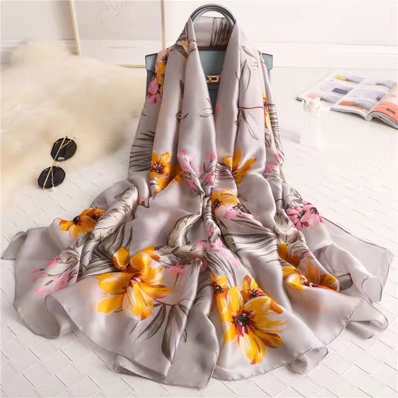European And American Patchwork Scarf