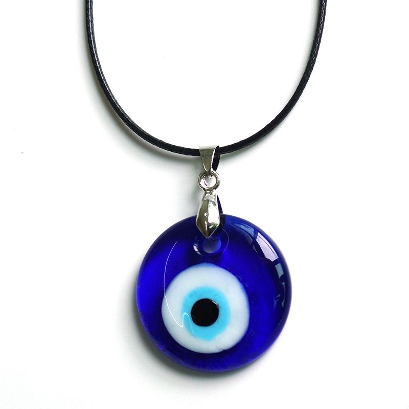 Siyao Accessories Factory wholesals Devil's Eye Turkish blue eye glass pendant necklaces, cross-border accessories, simple wax thread necklaces, and pendant accessories in multiple specifications ranging from 30mm to 35mm. We accept orders