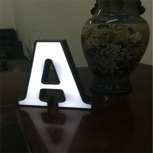 英文字母灯LED小夜灯表白创意生日礼品造型灯