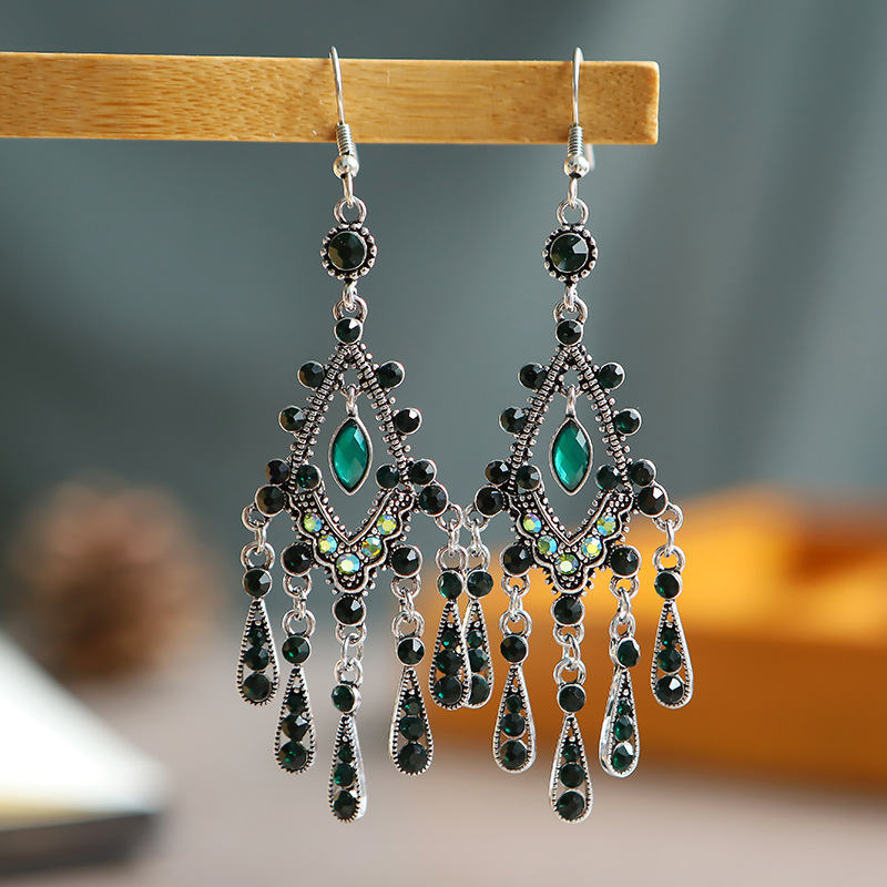 Fashionable, versatile, stylish and simple women's earrings, Chinese ancient style and ethnic style earrings, 66 elegant and new Application Scenario