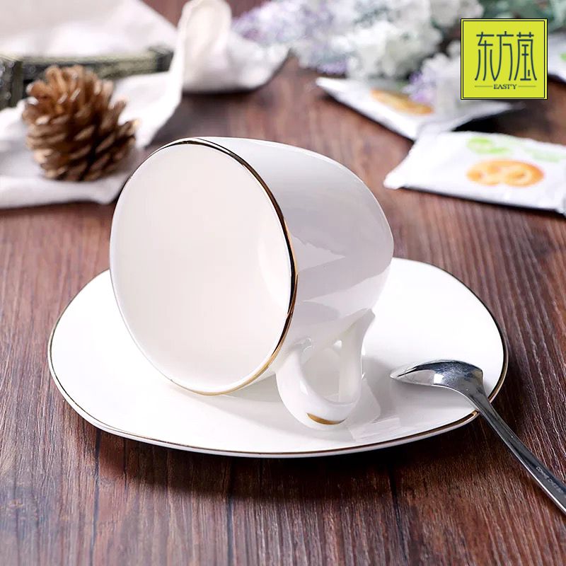 Ceramic water sets, gold-plated cups and saucers, export ceramic coffee sets, tea sets, water sets, red cups, small dessert saucers, bone China cups Item Picture