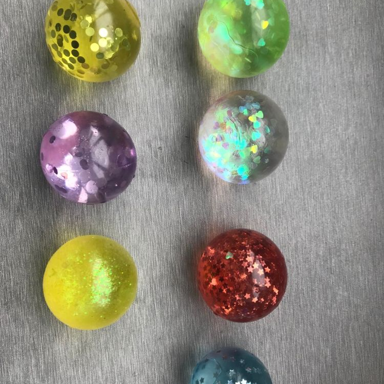 4厘米亮片水球