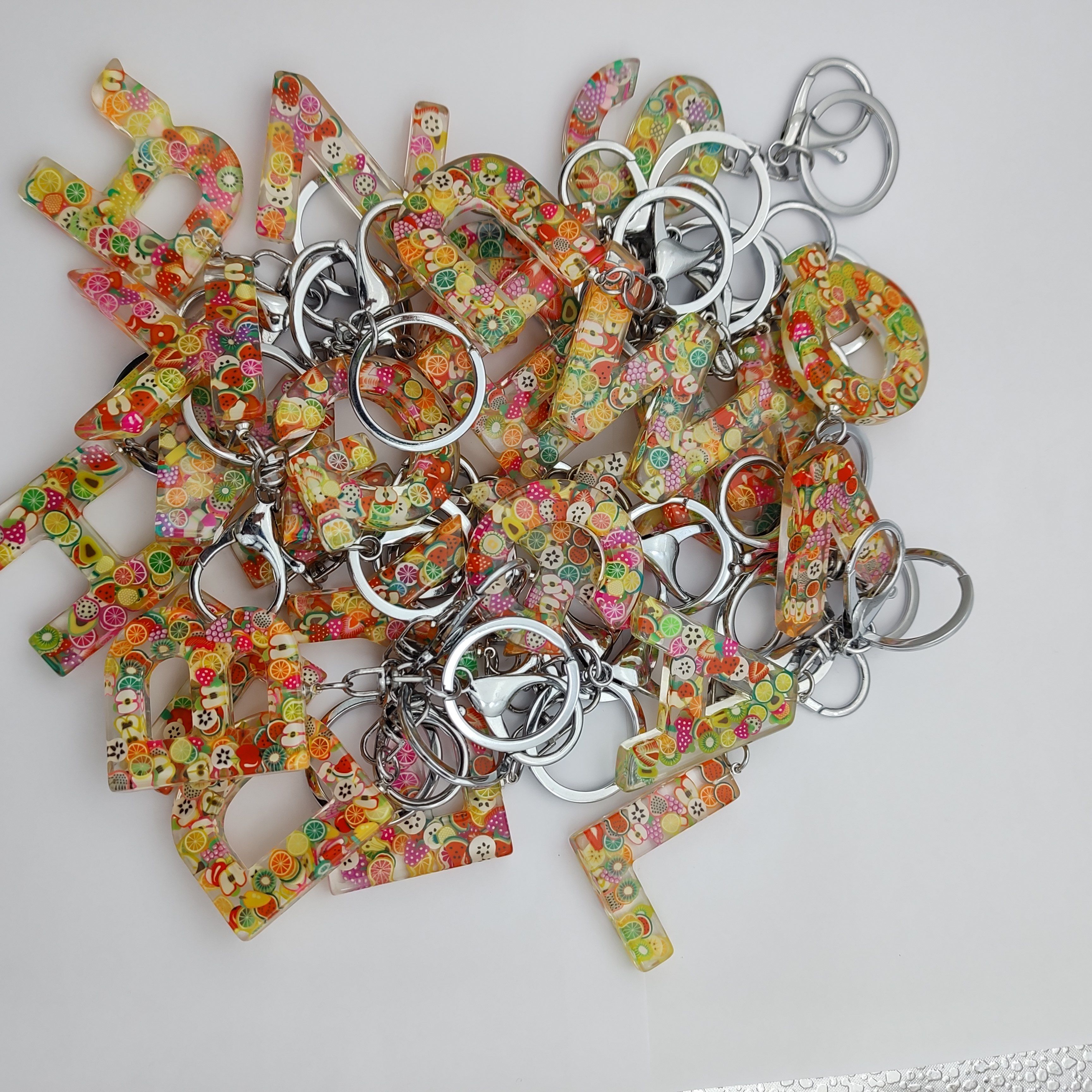 Letter keychain, Amazon cross-border bestseller, fruit slice crystal resin, creative keychain, letter resin customization