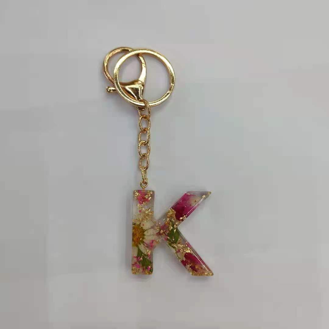 Letter keychains, Amazon cross-border bestsellers, a variety of real flower crystal resin resin creative keychains, letter resin customization Specification image