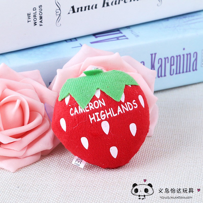 Plush toys, keychains, pendants, strawberry dolls, schoolbag decorations, small gifts, and children's clothing accessories given away during the event are cute detail image 3