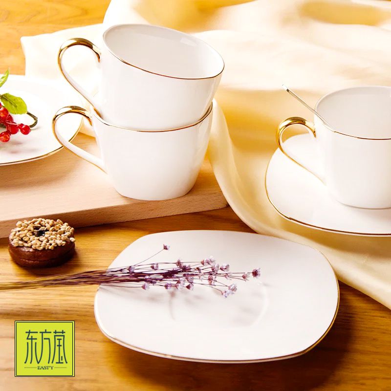Ceramic water sets, gold-plated cups and saucers, export ceramic coffee sets, tea sets, water sets, red cups, small dessert saucers, bone China cups Application Scenario