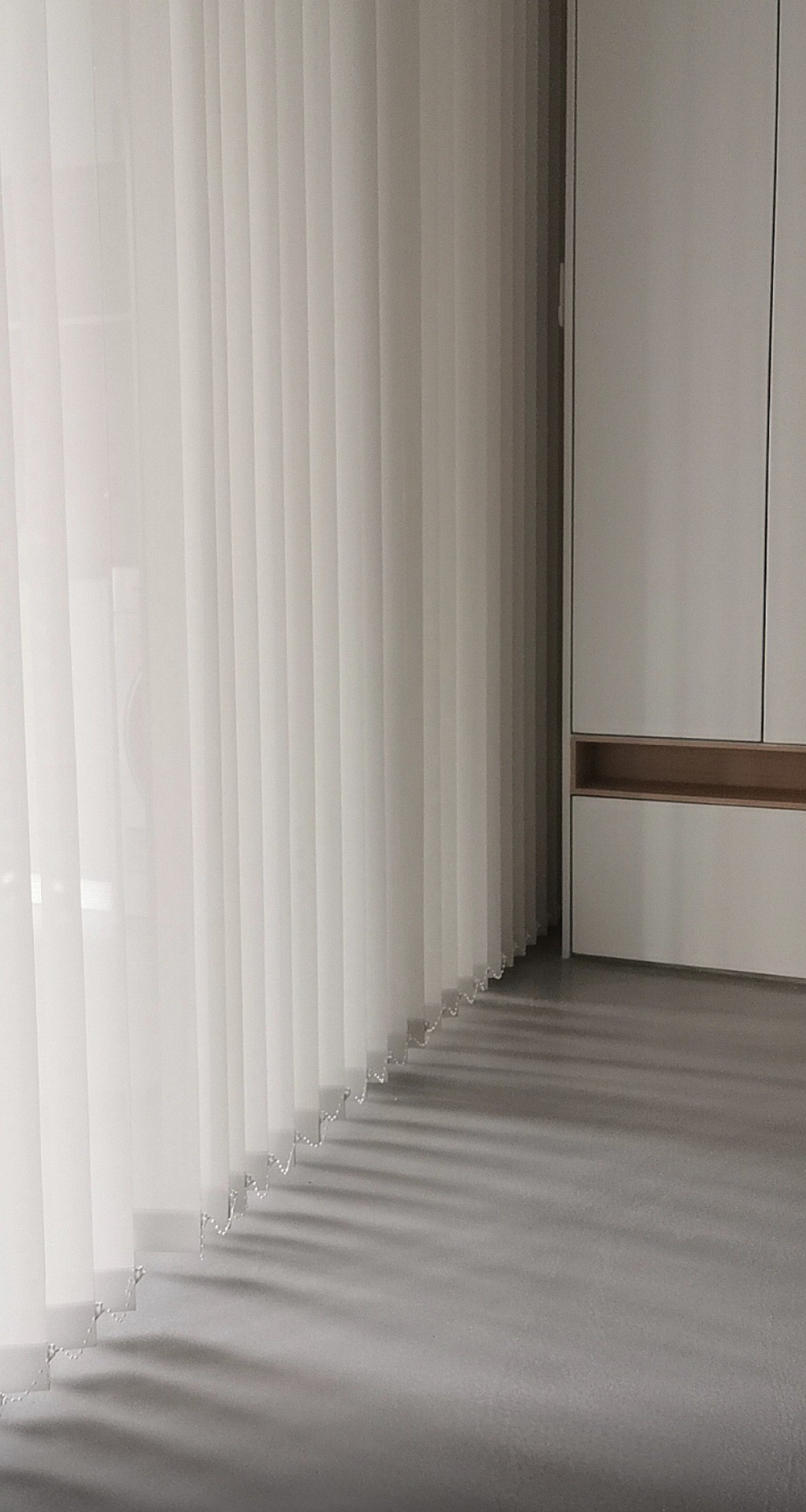 厂家阻燃垂直帘 办公室工程窗帘 阳光面料垂直帘电动竖百叶帘定制详情图10