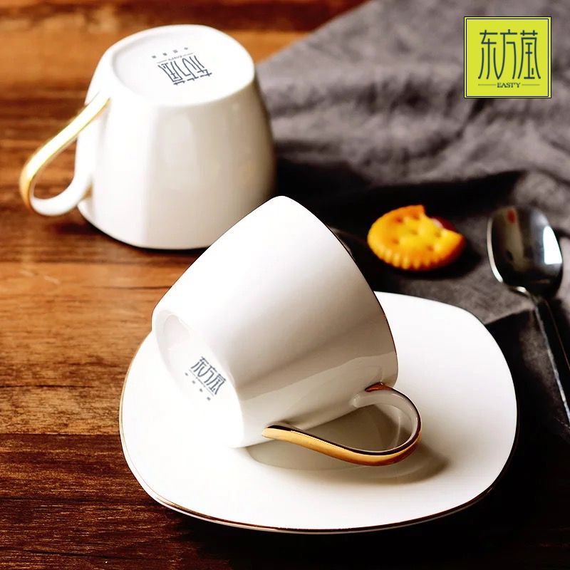 Ceramic water sets, gold-plated cups and saucers, export ceramic coffee sets, tea sets, water sets, red cups, small dessert saucers, bone China cups details Picture