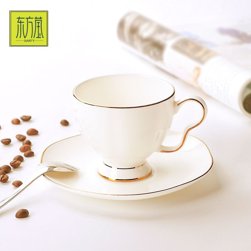 New coffee cups, saucers, tea sets, bone China butterfly water cups and black tea flower cups from Dongfangying, an export-oriented ceramic brand