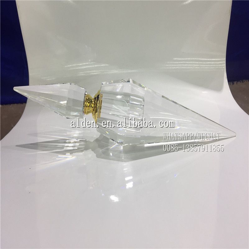 Crystal Perfume Bottle k9