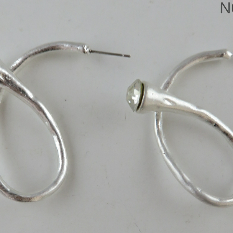 European and American fashion trend frontline simple modern elegant popular new earrings a15