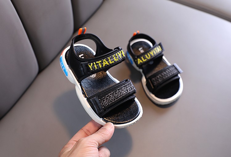 Kids Sandals Boys Beach Shoes Summer New Girls Princess Shoes Summer Big Girls Student Sandals Girls Shoes undefined
