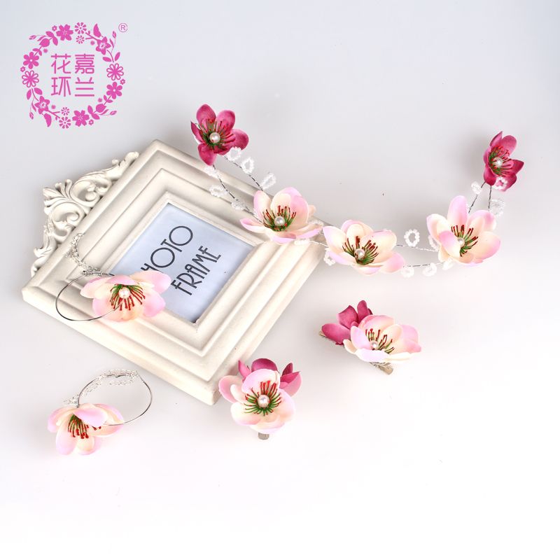 Jialan Accessories Yiwu Factory directly sells Japanese and Korean bride headwear, wedding photography, travel photography headwear, earrings, hairpins, studio crown sets details Picture