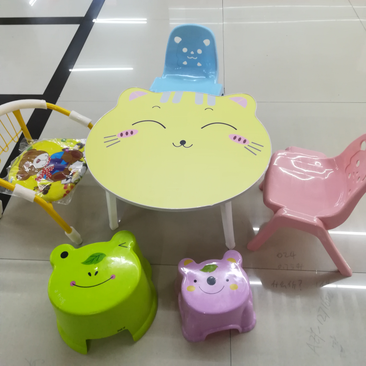 儿童桌子，卡通桌子
