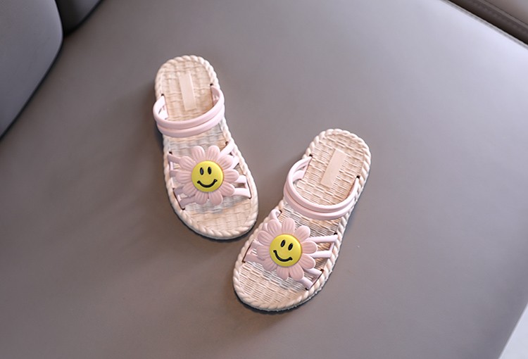 Girls Cute Slippers Indoor Four Seasons Children's Flip-Flops Female Summer Children Home Bath Non-Slip Soft Bottom Princess Wear Outside undefined