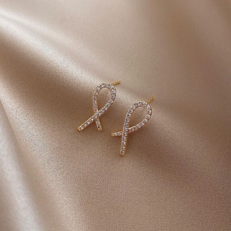 梦系列耳环饰品流行趋势欧美爆款韩日经典款时尚珍珠耳环烧焊锆石耳饰简约耳环女气质百搭耳饰品学生款赠品产品图