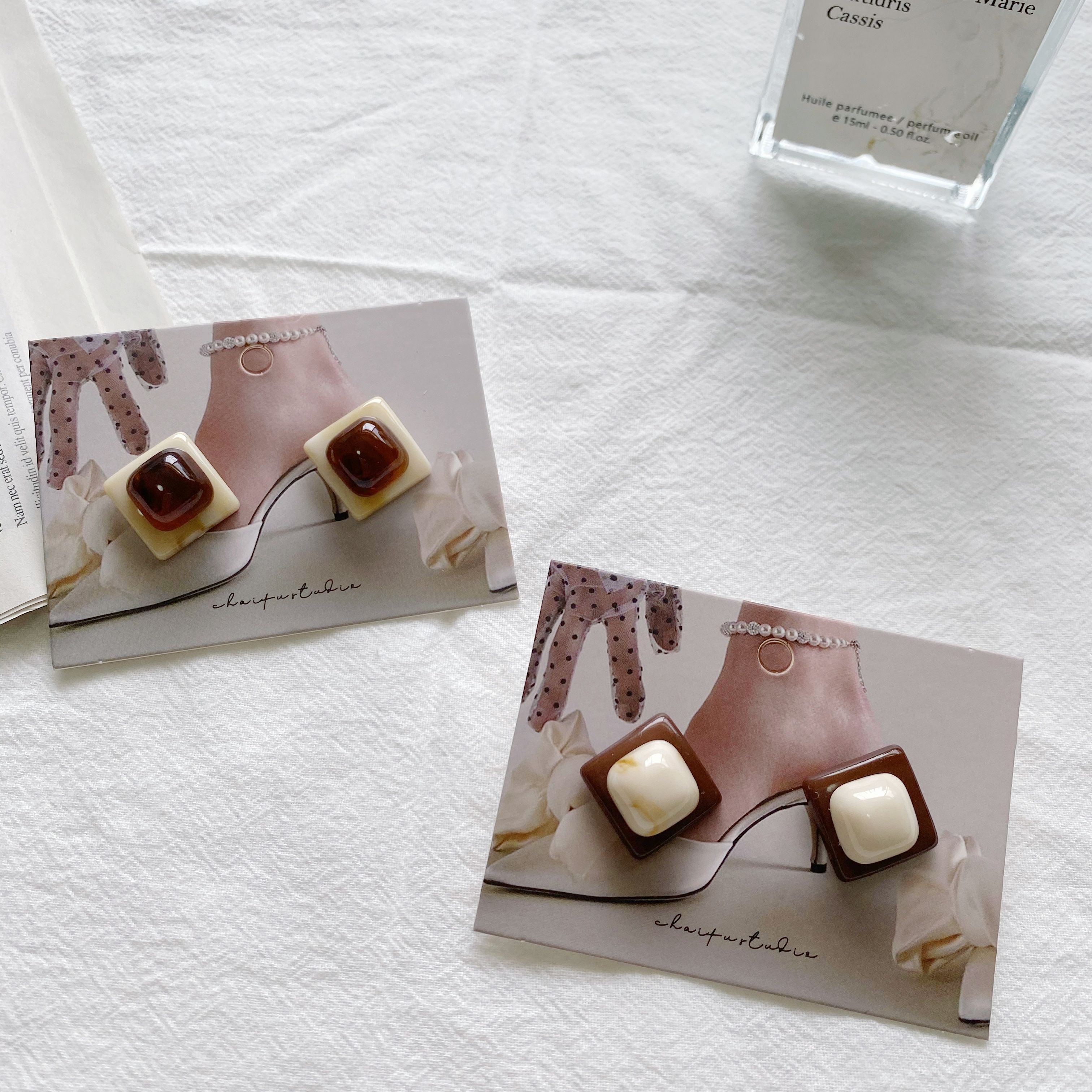 法式复古双色树脂亚克力耳环女S925银针韩国简约百搭气质耳钉耳饰星露饰品1产品图