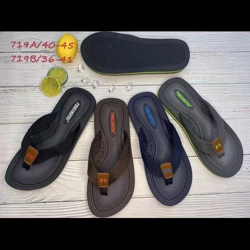 43227 Summer anti-slip men's and women's slippers can be worn outside. Home slippers. Summer anti-slip fashionable slippers. Home slippers. Summer anti-slip fashionable sandals. Slippers. 94