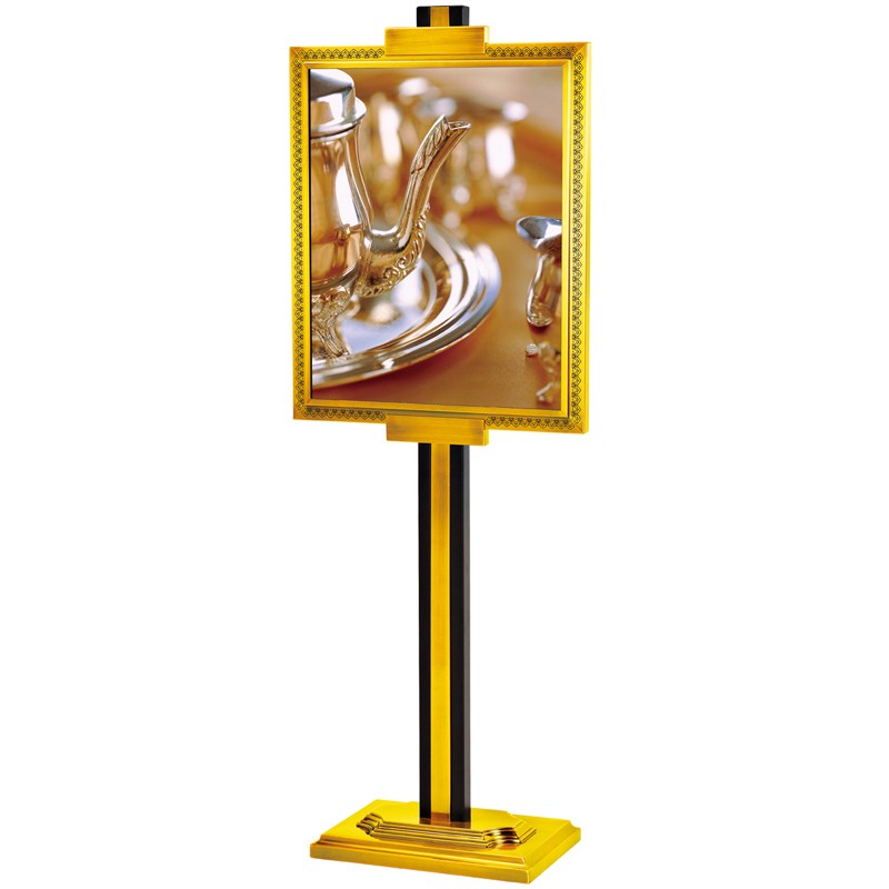 Vertical sign detail image 3