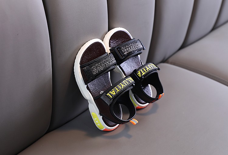 Kids Sandals Boys Beach Shoes Summer New Girls Princess Shoes Summer Big Girls Student Sandals Girls Shoes Item Picture