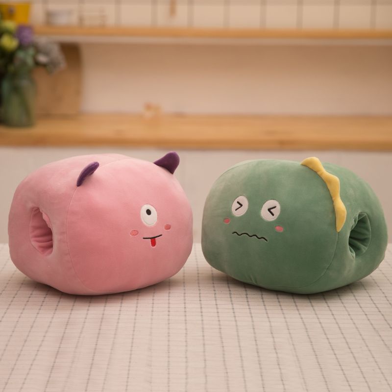 2024 New four-sided elastic warm hand cushion plush toy, cute male and female bedroom birthday gift plush toy, 40cm Application Scenario