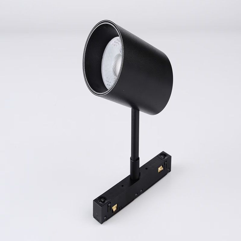 Magnetic attraction lamps and linear lamps have no main lamp