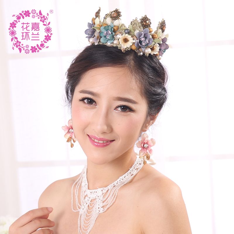 Jialan Yiwu Factory directly supplies Bohemian-style bright retro blue crown commemorative photo studio flower crowns Application Scenario