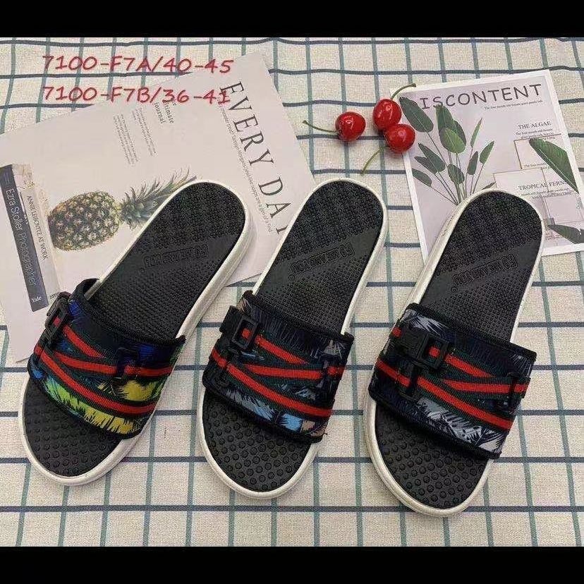 43227 Summer anti-slip men's and women's slippers can be worn outside. Home slippers. Summer anti-slip fashionable slippers. Home slippers. Summer anti-slip fashionable sandals. Slippers 108