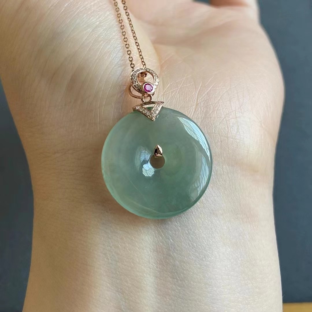 翡翠A货扣吊坠 18k金镶嵌 整体尺寸30.3*22.5*4.0mm 支持复检详情图2