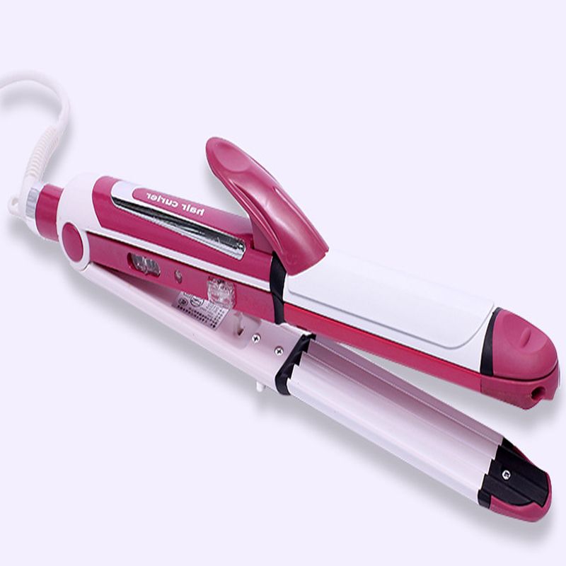 Wholesale of three boxes of large curling irons with built-in pear blossom air bangs and hair care products from the manufacturer Application Scenario