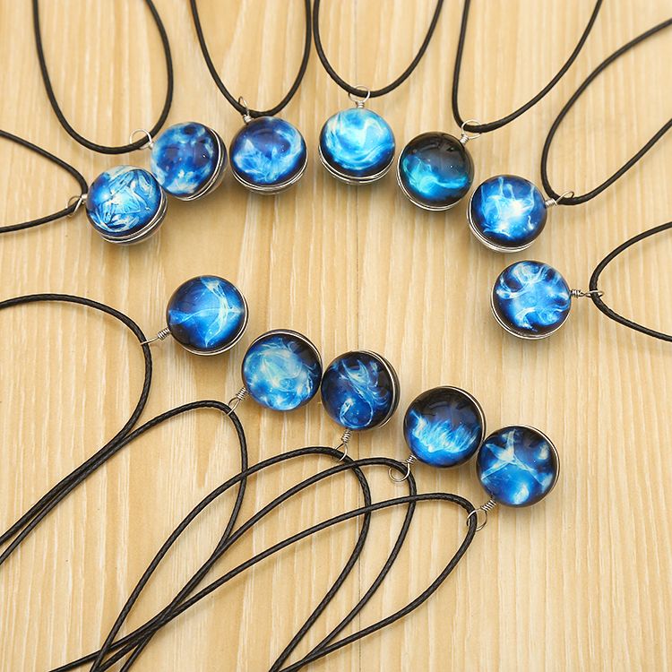 12 zodiac animal picture necklaces, a must-have DIY product, are sold directly by the manufacturer and are irresistibly charming