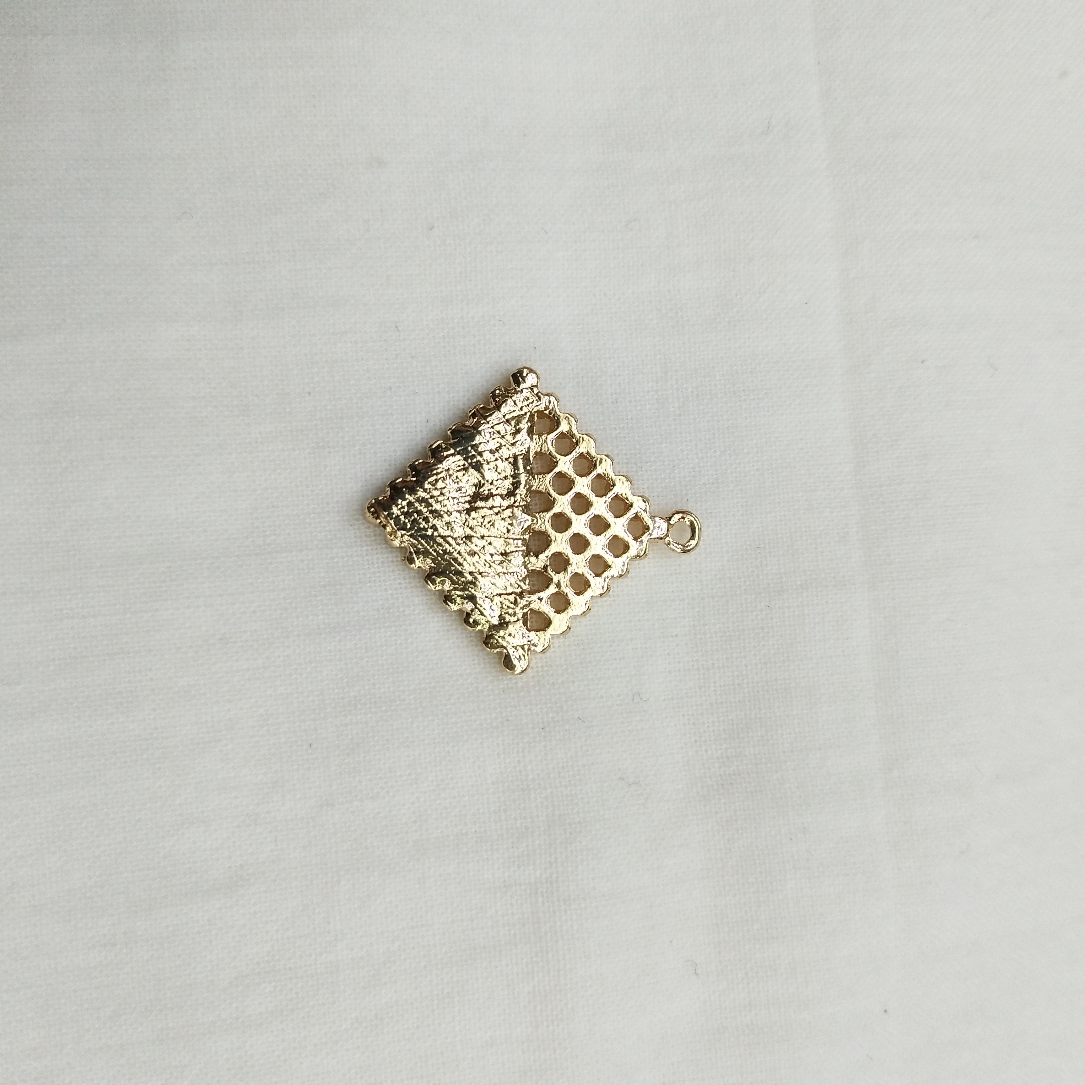 DIY handcrafted jewelry accessories, elegant and fashionable, high-end custom, fresh, stainable and hangable earrings, pendants, alloy, simple single oil-dripping cartoon pendants, decorative earrings (100ps/ pack), square oil-dripping pendants detail image 2